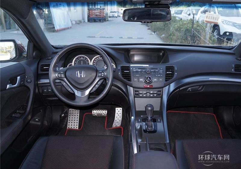 2013款 2.4L 尊貴版