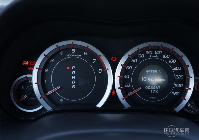 2013款 2.4L 尊貴版