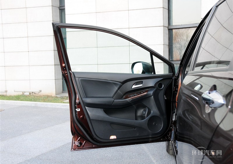 2014款 2.4L 豪華版