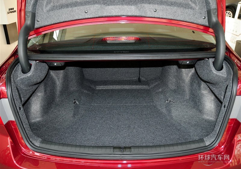 2013款 2.4L 豪華版