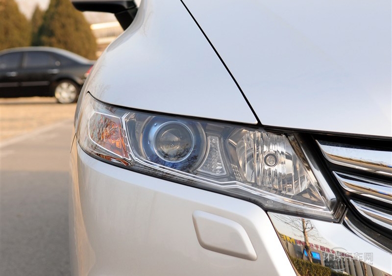 2014款 2.4L 明鑒領(lǐng)秀版