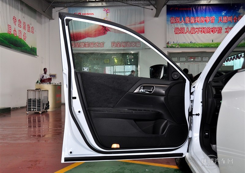 2014款 2.0L LX 舒適版