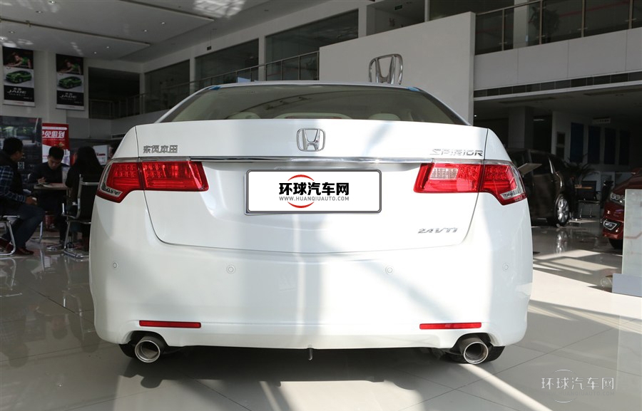 2013款 2.0L 尊貴版