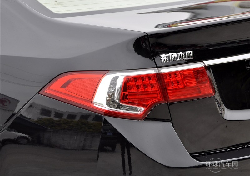 2013款 2.0L 豪華版