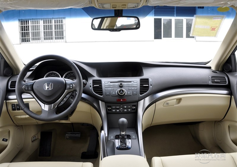 2013款 2.0L 豪華版