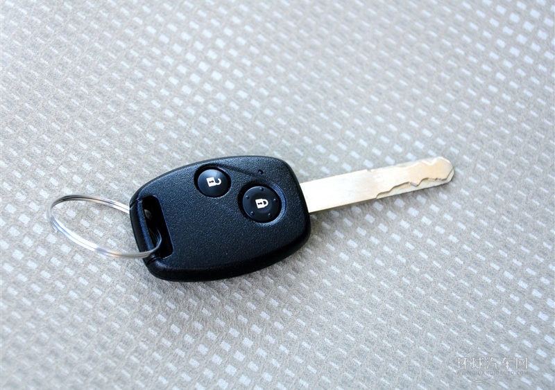 2011款 1.5L 自動豪華版