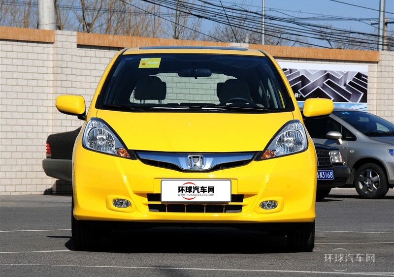 2011款 1.5L 自動豪華版