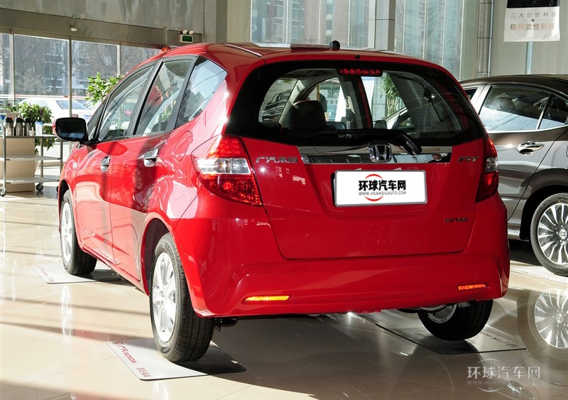 2011款 1.5L 手動豪華版