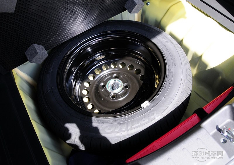 2011款 1.3L 自動舒適版