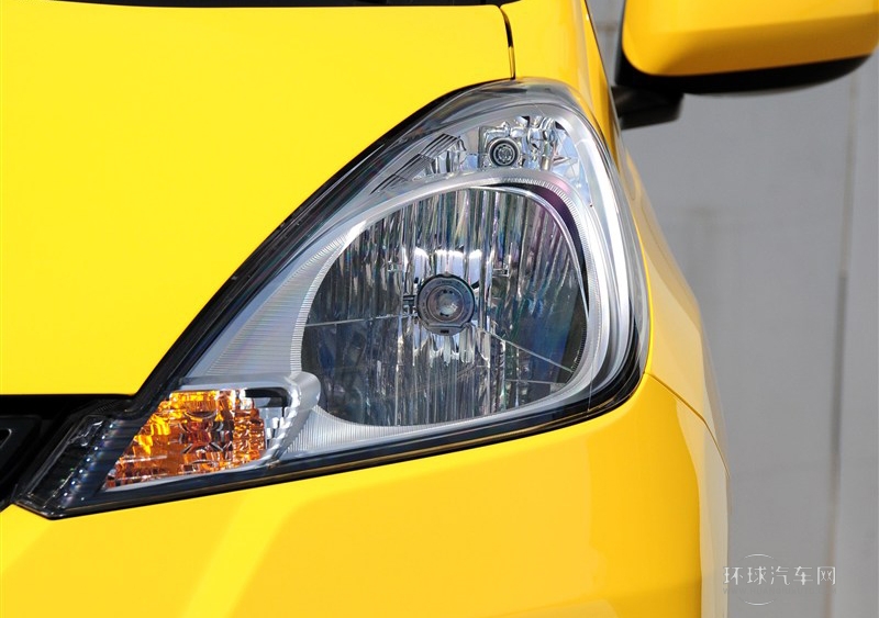 2011款 1.3L 自動舒適版