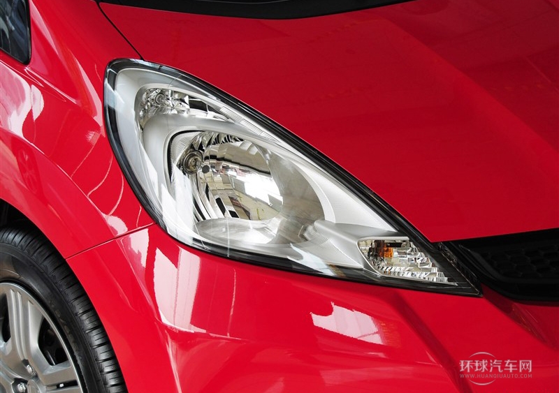 2011款 1.3L 手動(dòng)舒適版