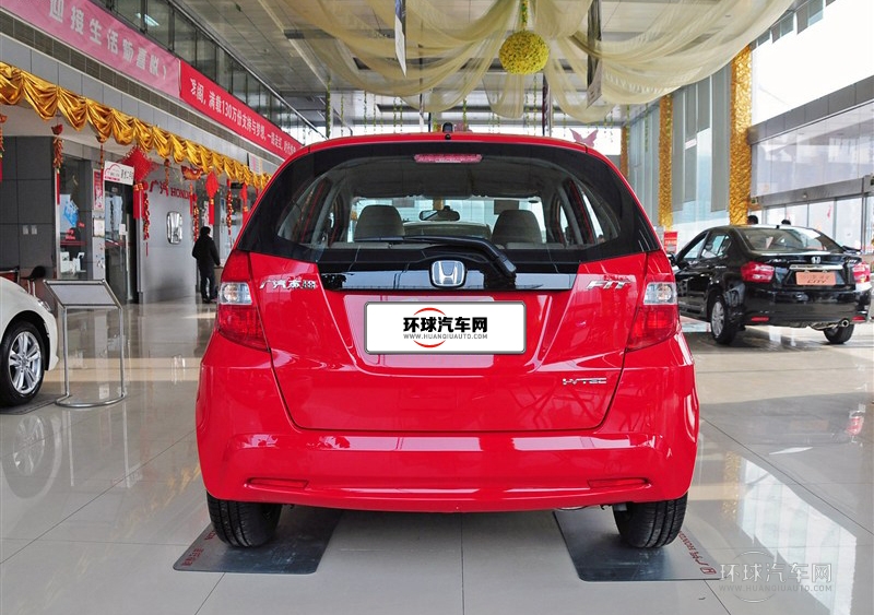 2011款 1.3L 手動舒適版