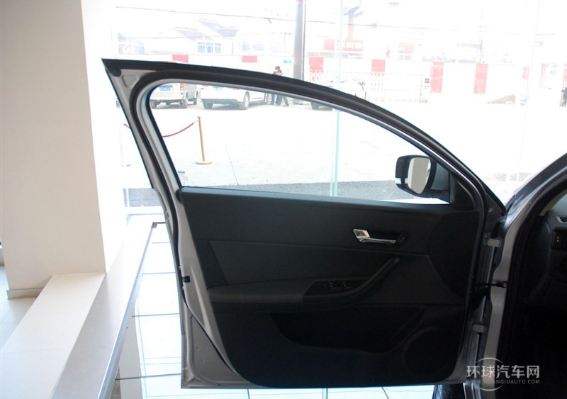 2014款 兩廂 1.6L 手動(dòng)致享型