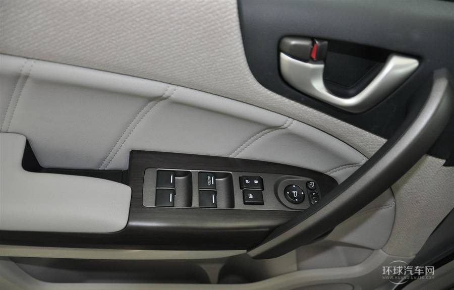 2012款 2.4L VTi舒適版