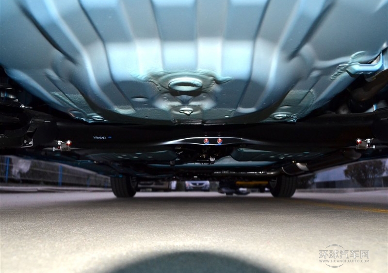 2011款 1.5L 自動全景天窗版