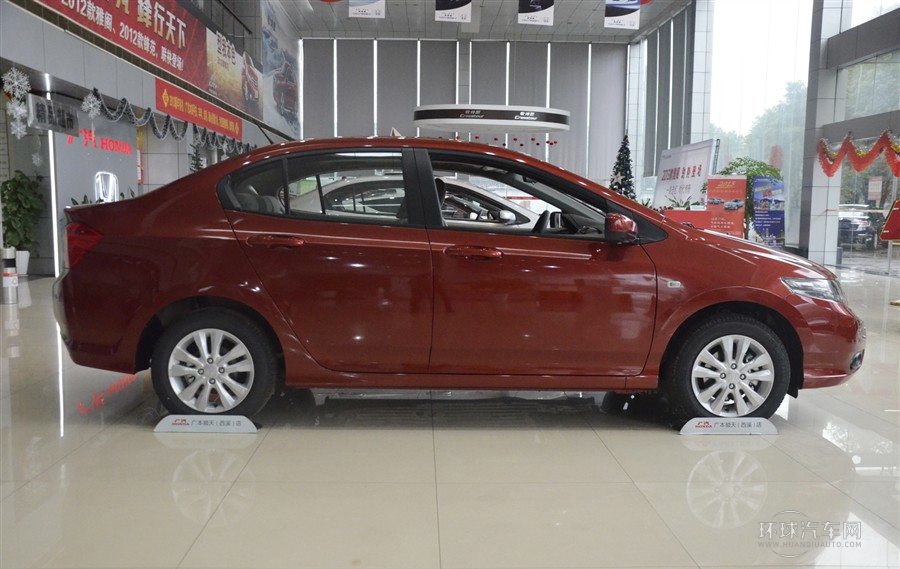 2012款 1.5L 自動旗艦版