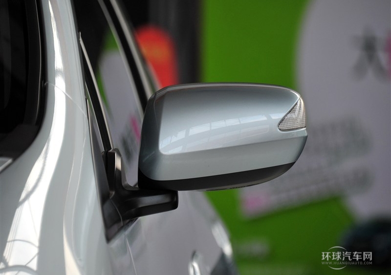 2013款 1.3L 標(biāo)準(zhǔn)型