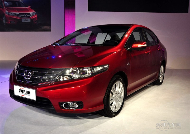 2012款 1.8L 自動旗艦版