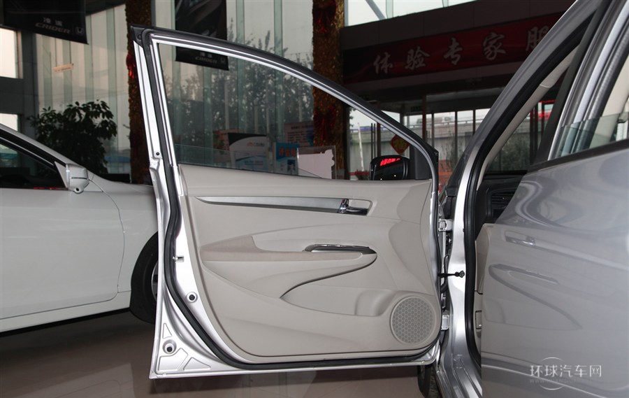 2012款 1.8L 自動(dòng)舒適版