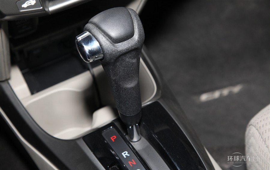 2012款 1.8L 自動(dòng)舒適版