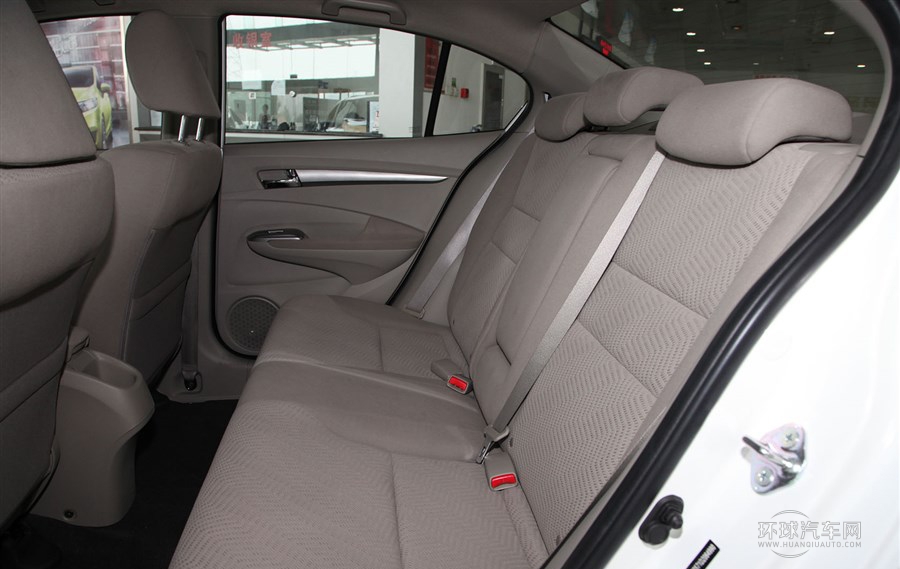 2014款 風(fēng)尚 1.5L 手動(dòng)精英版