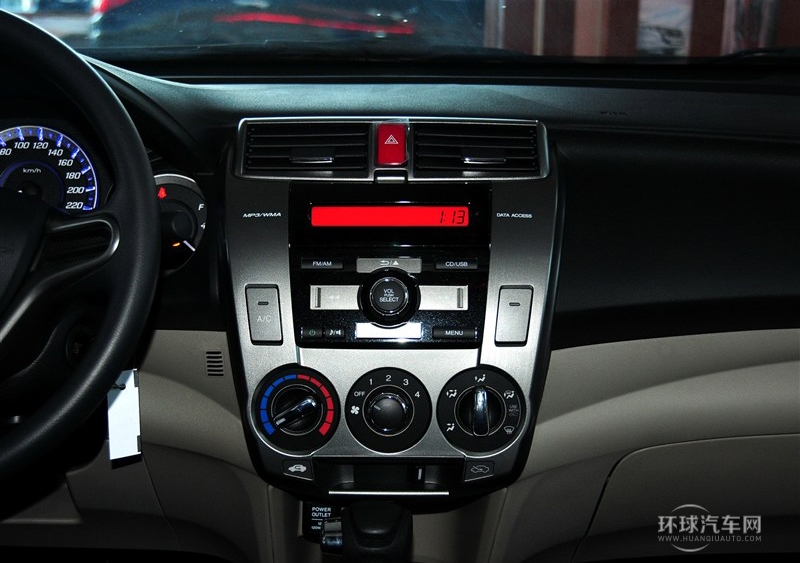 2014款 風(fēng)尚 1.5L 自動精英版