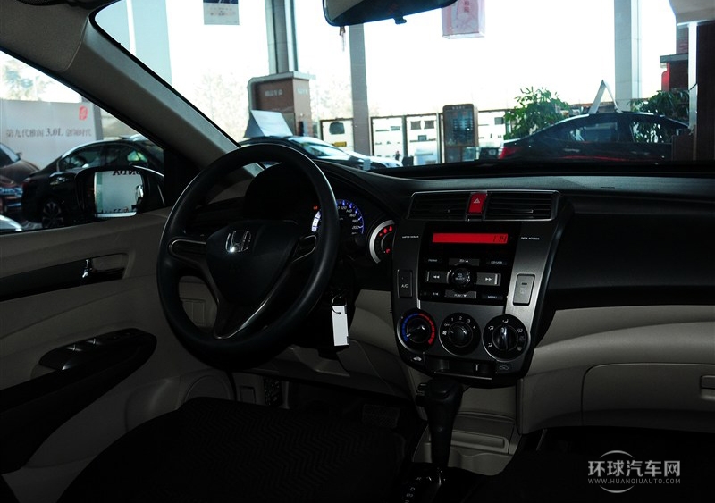 2014款 風(fēng)尚 1.5L 自動(dòng)精英版