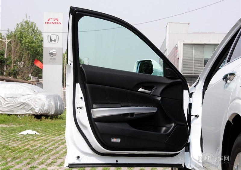 2012款 2.4L 豪華版