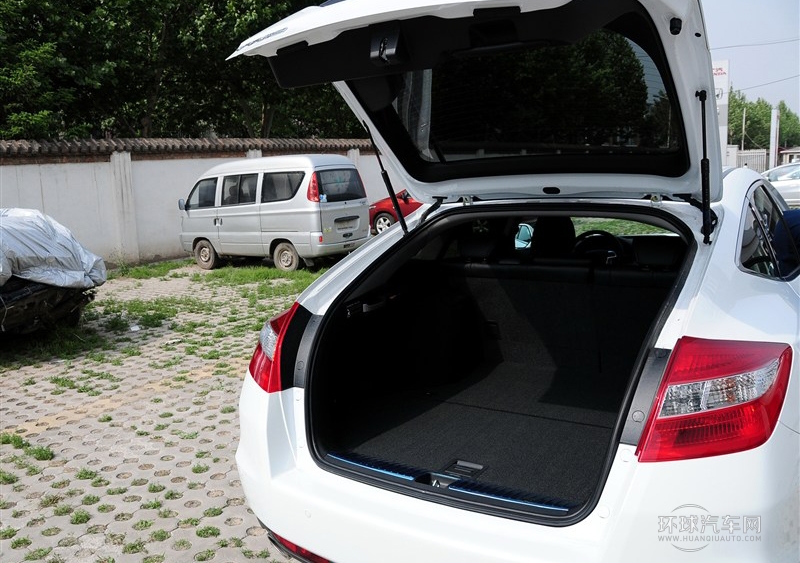 2012款 2.4L 豪華版