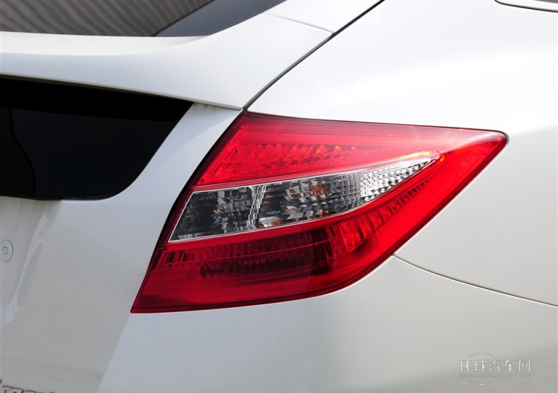 2012款 2.4L 豪華版