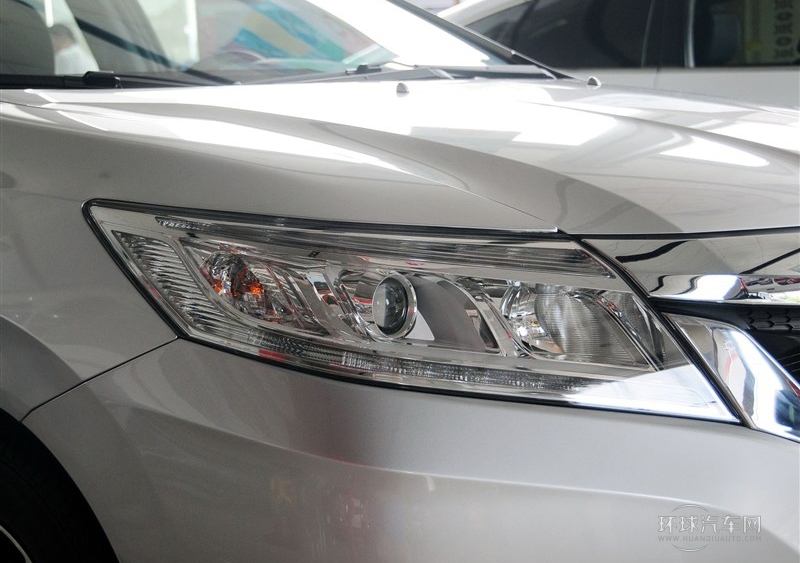 2013款 1.8L 自動豪華版