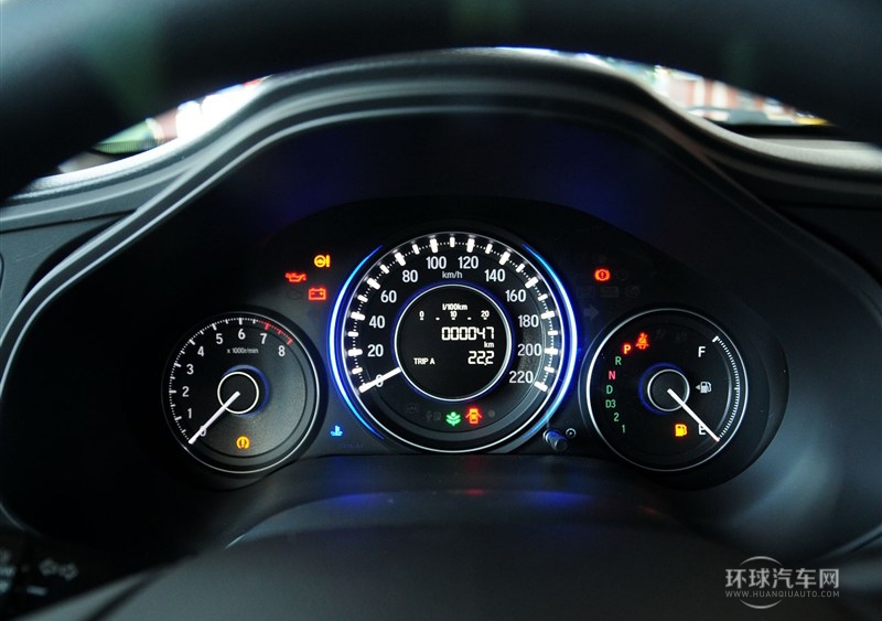 2013款 1.8L 自動豪華版