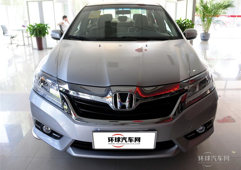 2013款 1.8L 自動舒適版