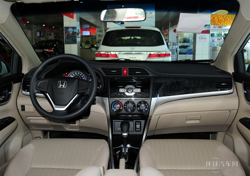2013款 1.8L 自動舒適版
