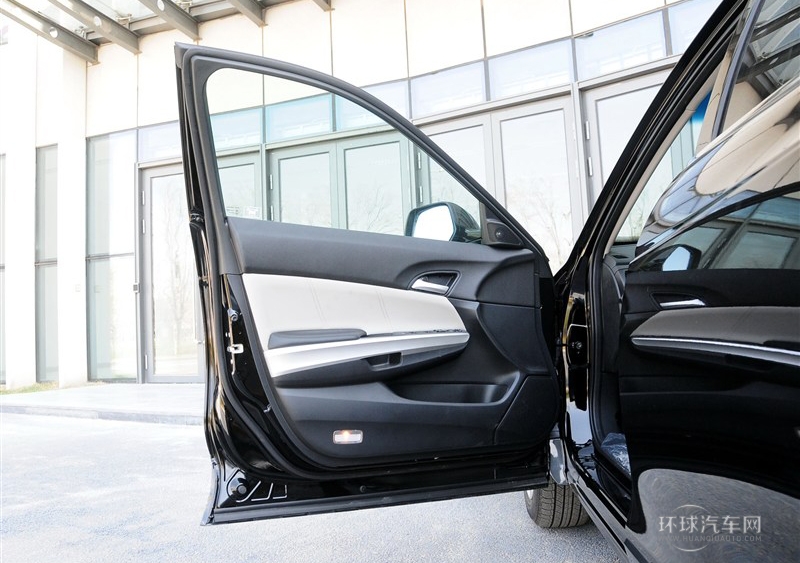 2014款 2.4L 豪華導航版