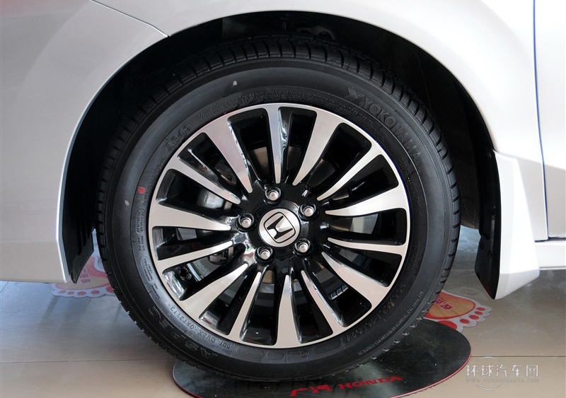 2013款 1.8L 自動舒適版