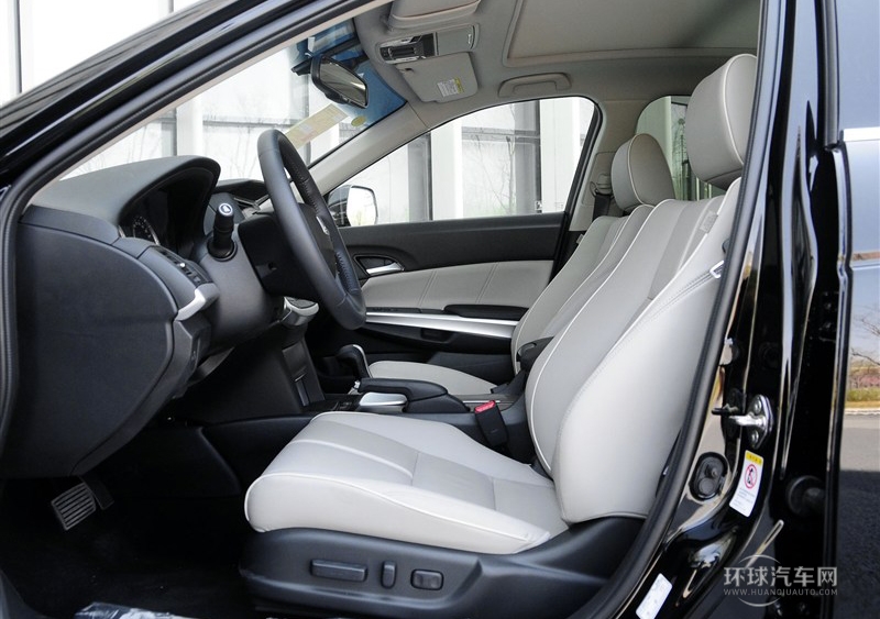 2014款 2.4L 豪華導航版