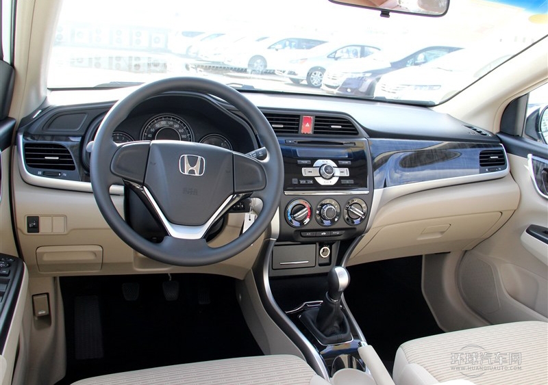 2013款 1.8L 手動舒適版