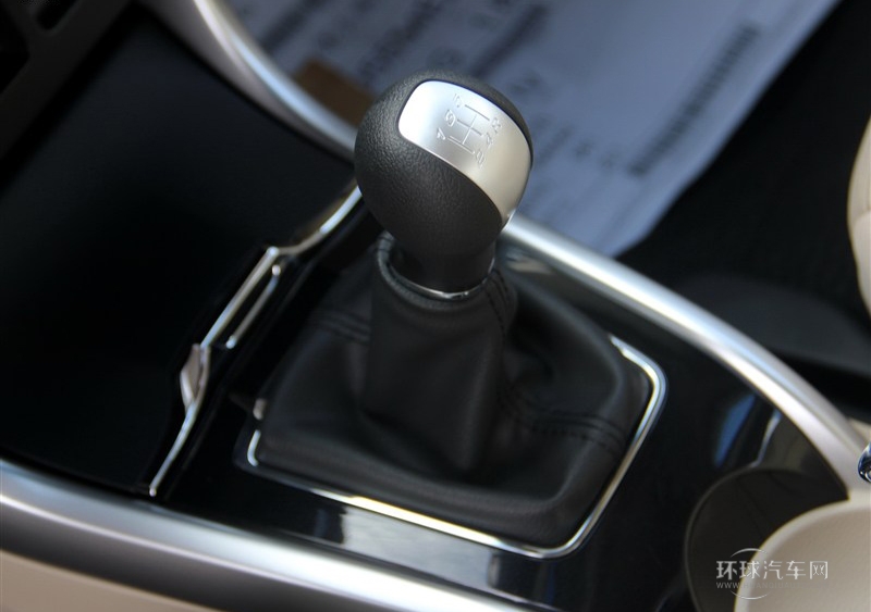 2013款 1.8L 手動舒適版