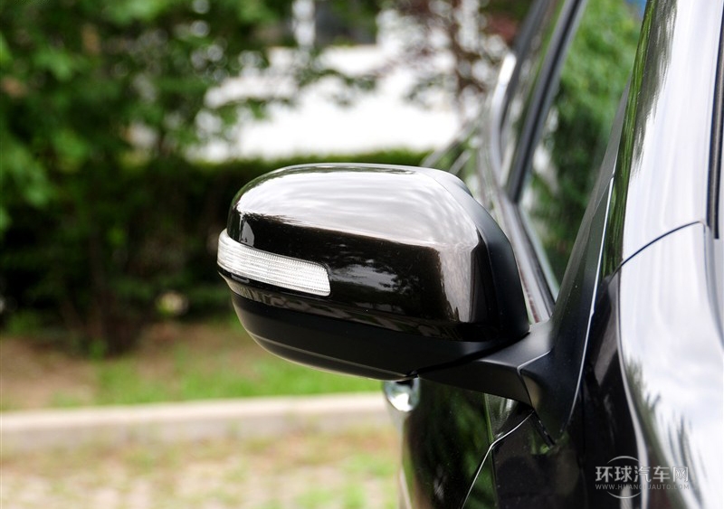 2013款 1.8L 自動旗艦版