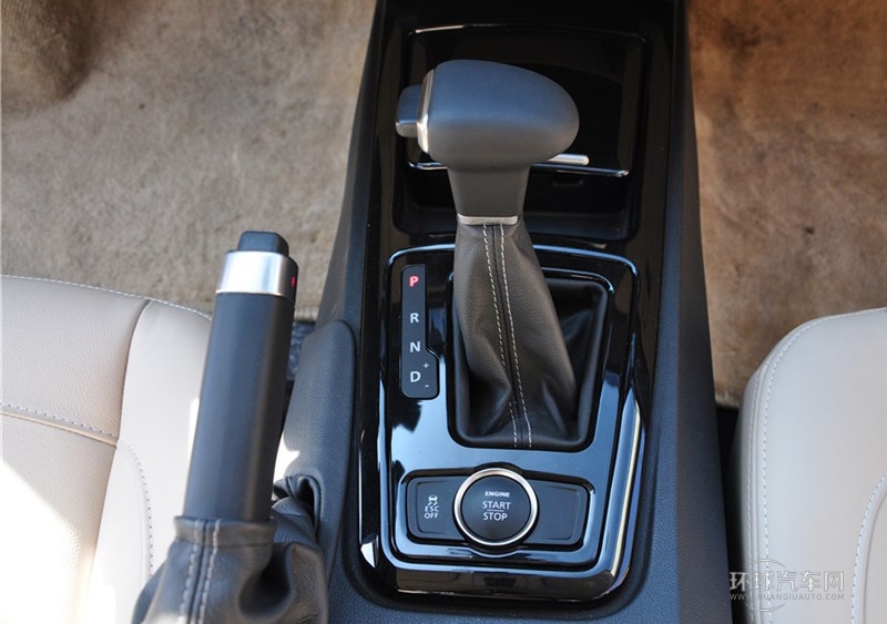 2014款 兩廂 1.6T 自動致悅增強型