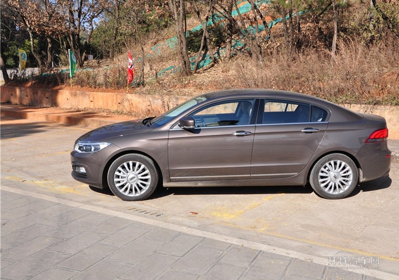 2014款 兩廂 1.6T 自動致悅增強型