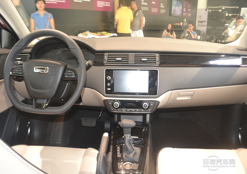 2014款 兩廂 1.6T 自動致臻型（紅色）