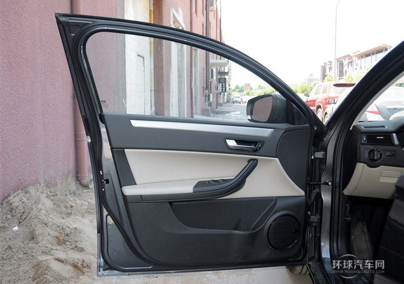 2014款 三廂 1.6L 自動致悅型