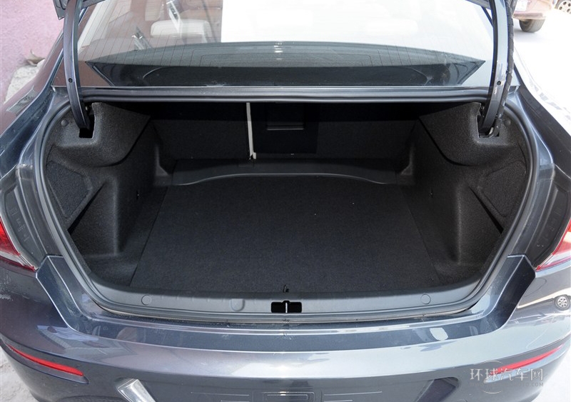 2014款 三廂 1.6L 自動致悅型