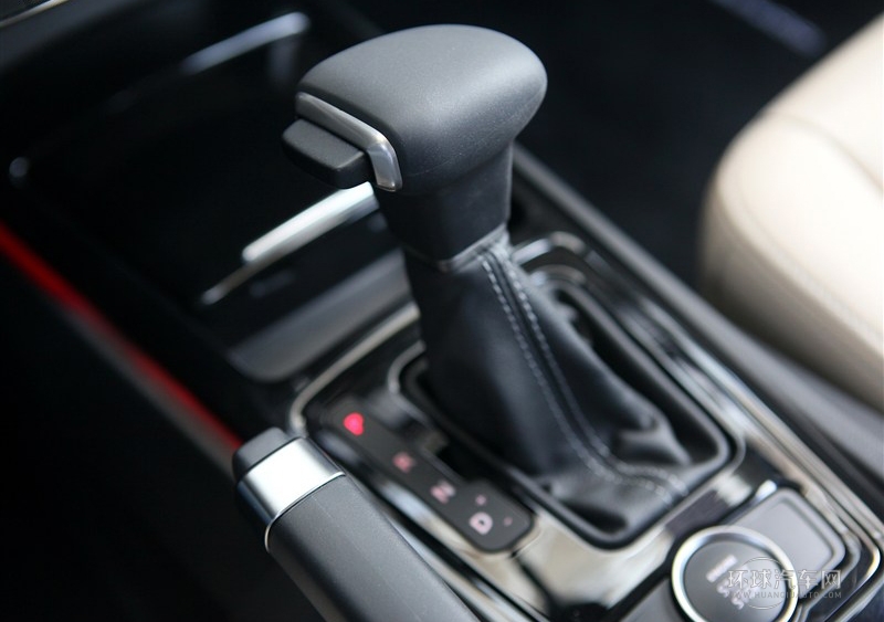 2014款 三廂 1.6T 自動致臻型