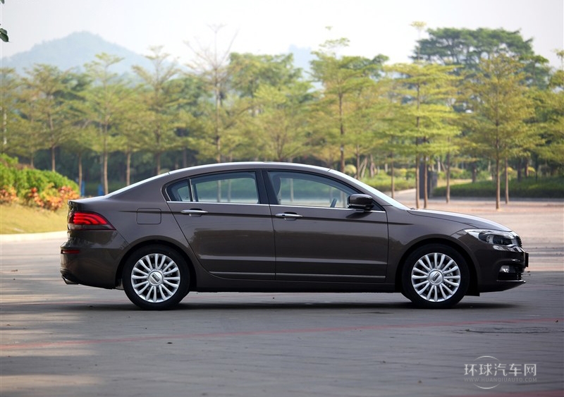 2014款 三廂 1.6T 自動致臻型