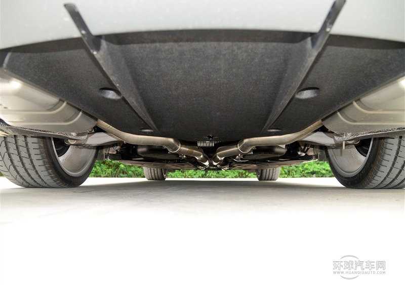 2013款 6.0T W12 豪華版