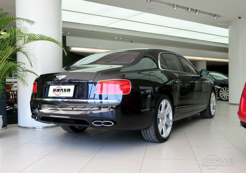 2014款 4.0T V8 尊貴版