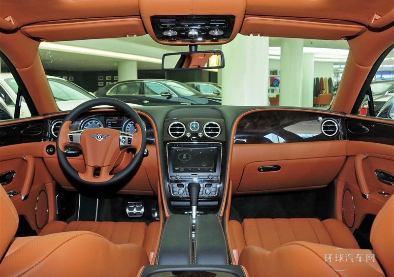 2014款 4.0T V8 尊貴版